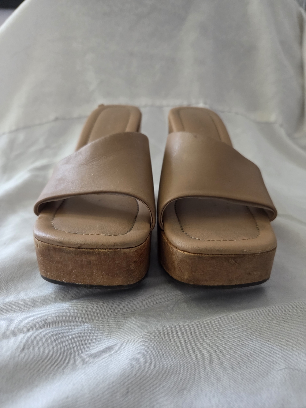 Bakers Taupe Platform Wedge Slide Clogs - Picture 4 of 9